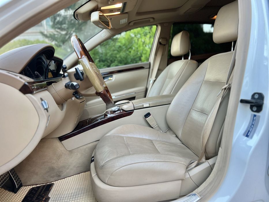 Mercedes-Benz S350 w221