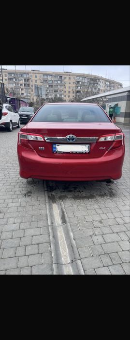 Сдам в аренду авто TOYOTA CAMRY гибрид  2012год долгосрочная под такси