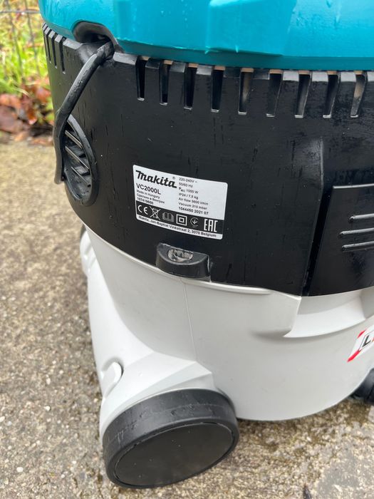 Odkurzacz Makita VC2000L