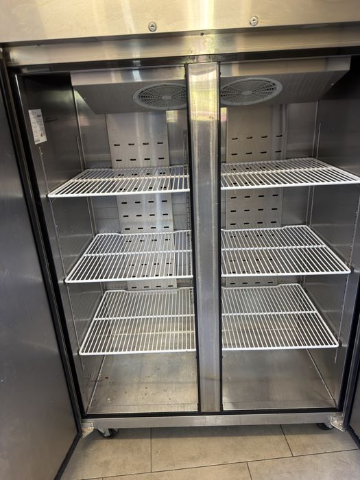 Szafa chłodnicza lodówka gastronomiczna
