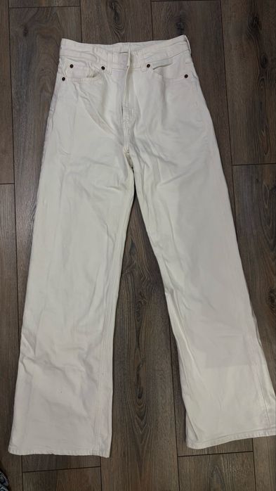 Білі прямі джинси H&M