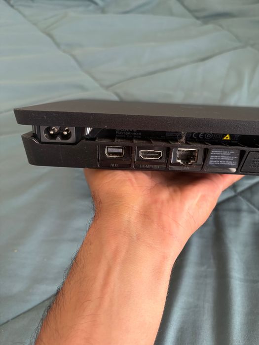 PlayStation 4 slim