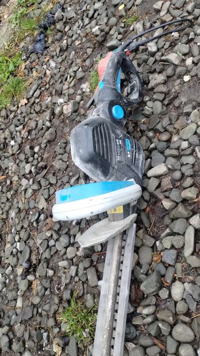 Nożyce elektryczne do żywopłotu