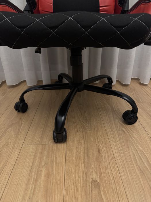 Cadeira Gaming Trust GXT 707R