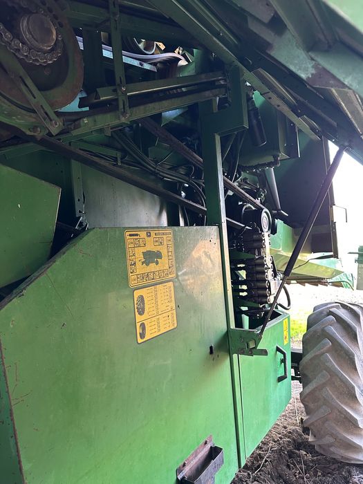 Kombajn John Deere 2064