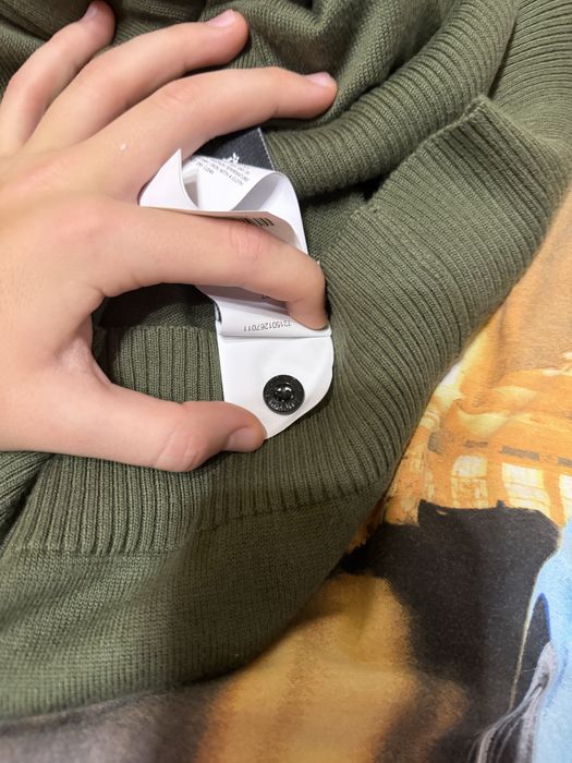 Кофта стон зелнего цвета розмер s