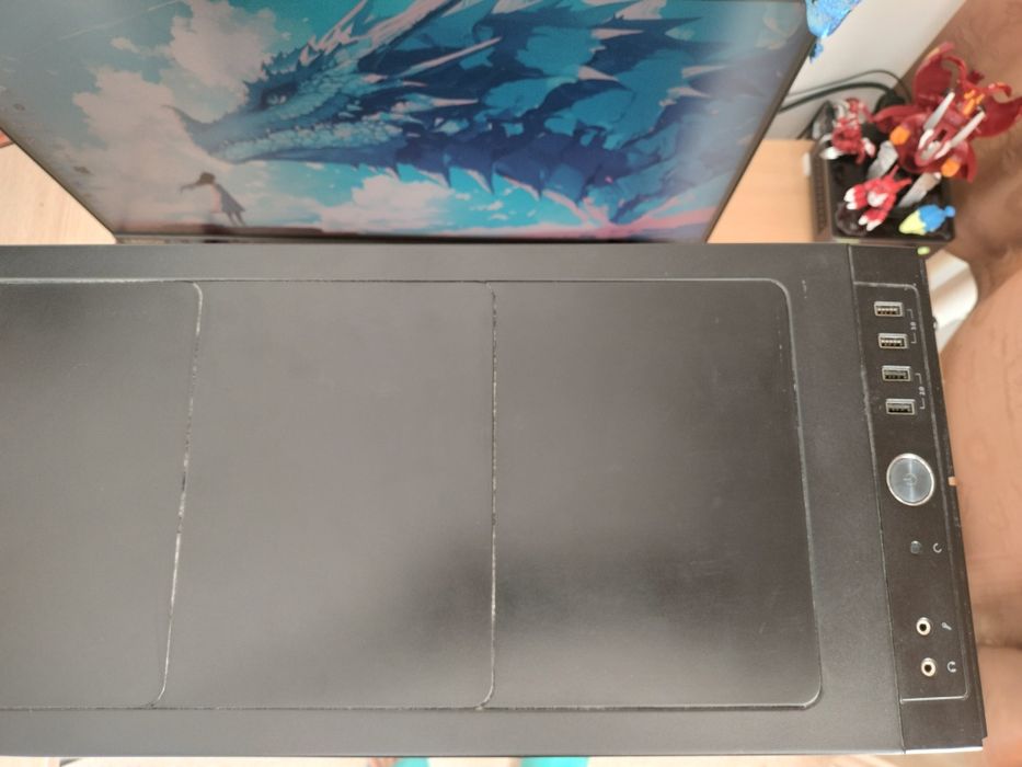 Komputer do gier / pracy albo serwera NAS. 12 Rdzeń  / 16 GB DDR4 RAM