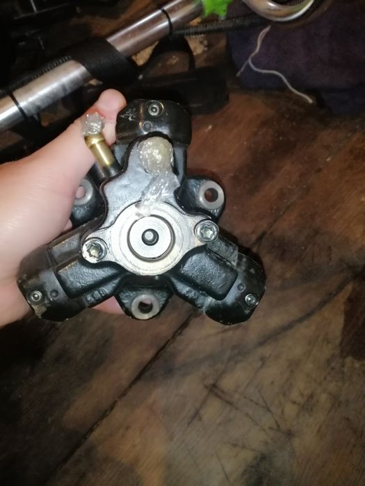 Паливний насос е39 м57