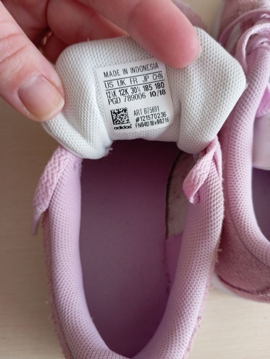 Кросівки для дівчинки