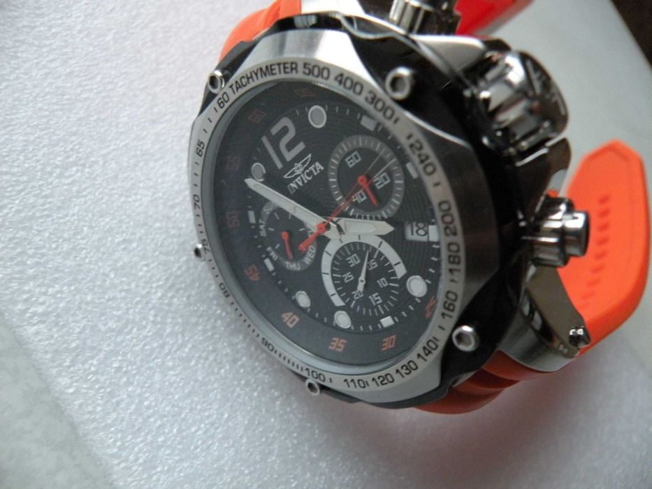 Оригінальний годинник Invicta Speedway 20072 в ідеалі