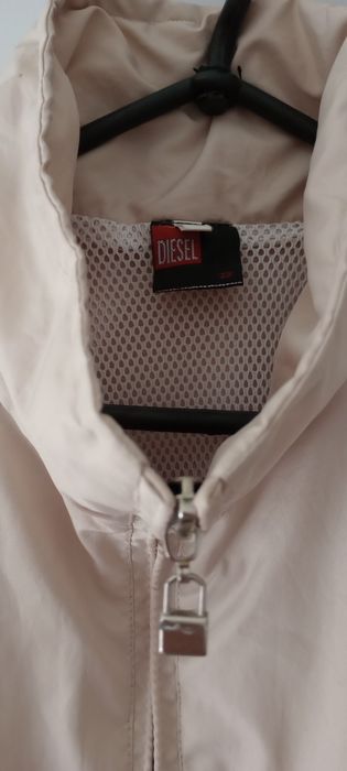 Ветровка Diesel.