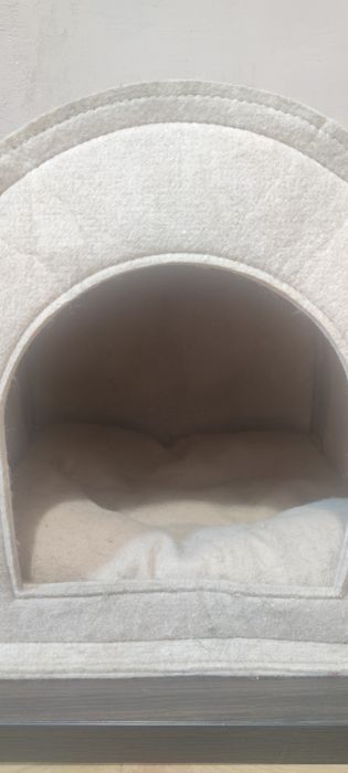 Продам домик для котика или не большой собачки