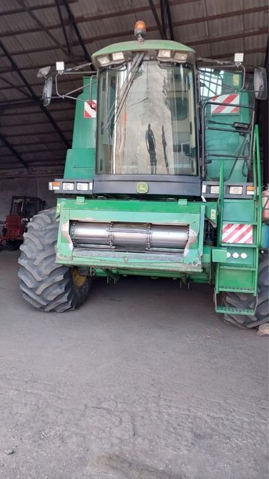 Комбайн John Deere 1550 WTS