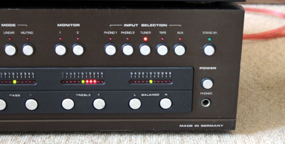 Усилитель Dual CV 1500 идеал 100 Wat 13 кг.