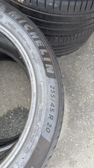 235/50/20-255/45/20 Michelin