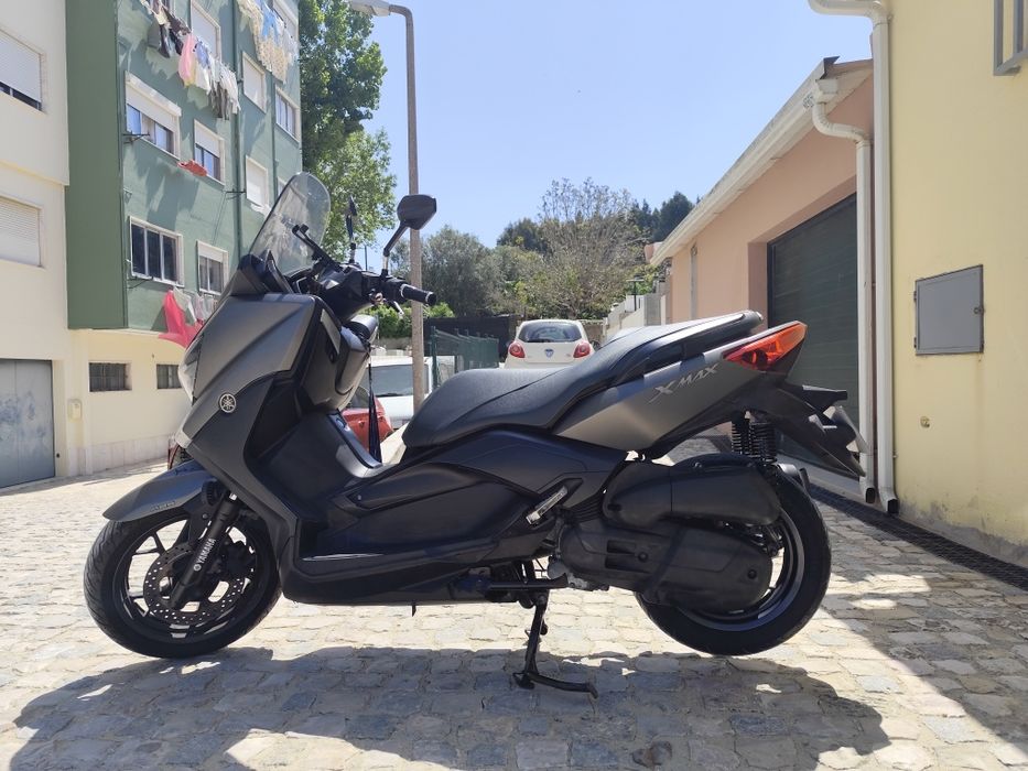 Yamaha X Max 125