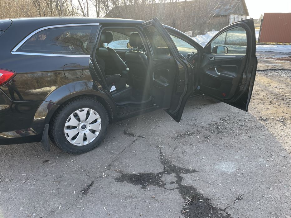 Ford Mondeo IV 2011  2.0 Дизель