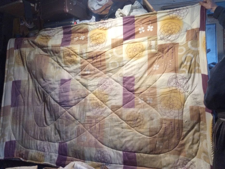 Одіяла   теплі  в   хорошому   стані