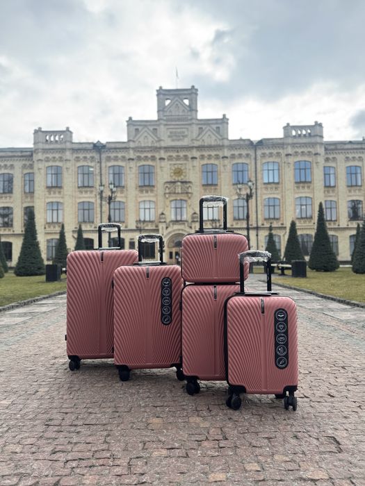 Чемодан WINGS ABS Польща Преміум дизайн 4 колеса 360°