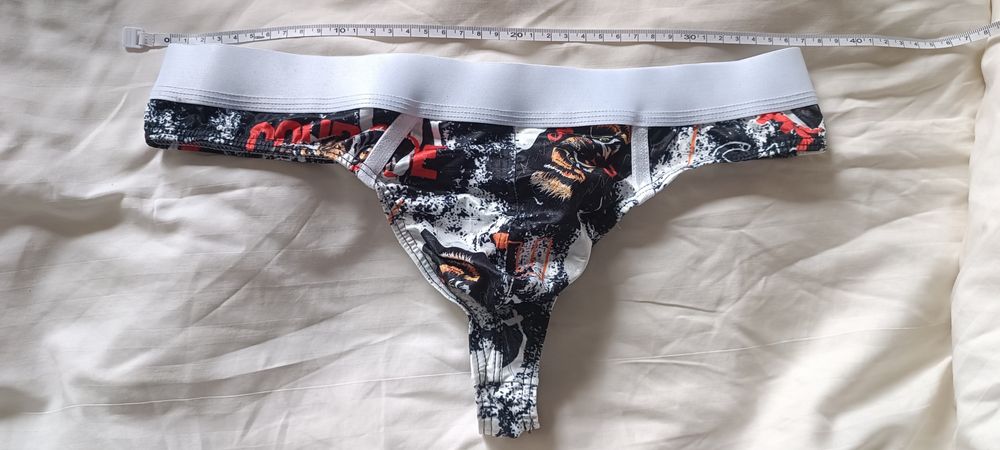 Stringi męskie nowe