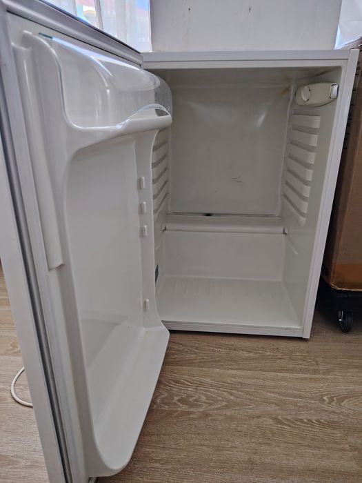 Vendo/troco frigorífico