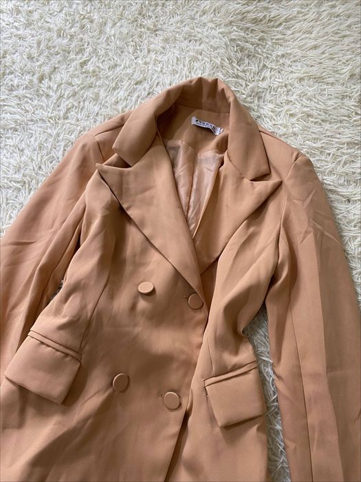 Сукняпіджакбежева