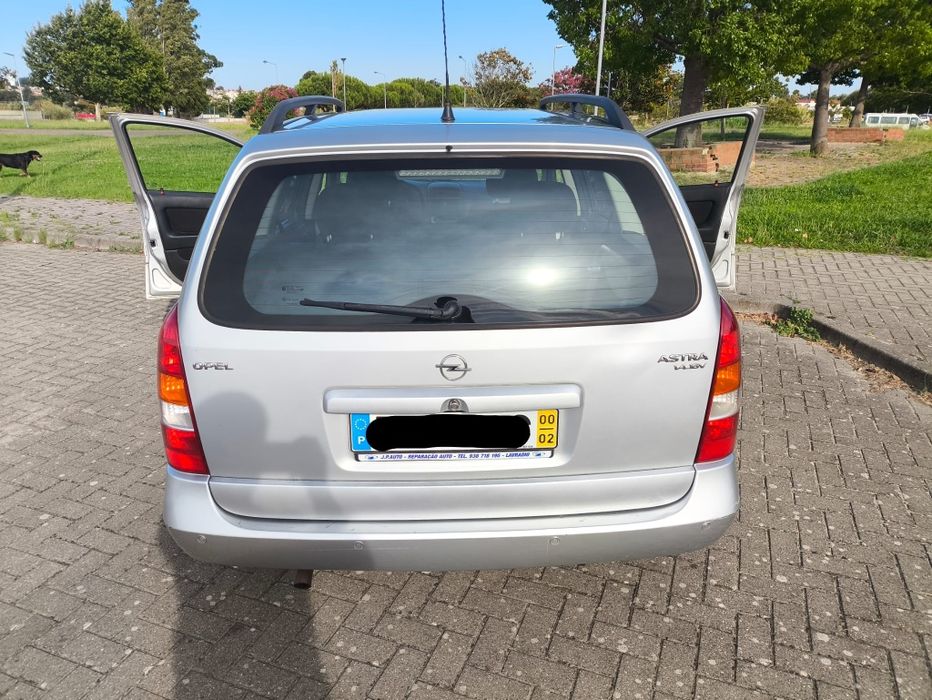 Opel Astra Caravan — fotografia 7