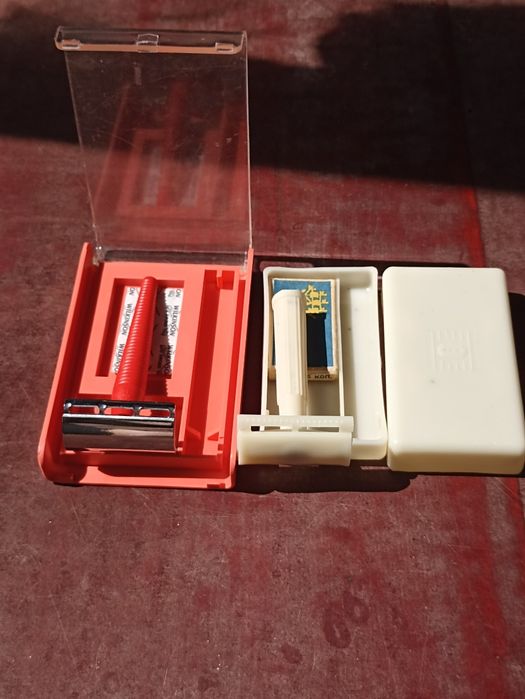 Лезвия для бритья,несесер для бритья ЧССР времен СССР.эл.бритвы ссср.