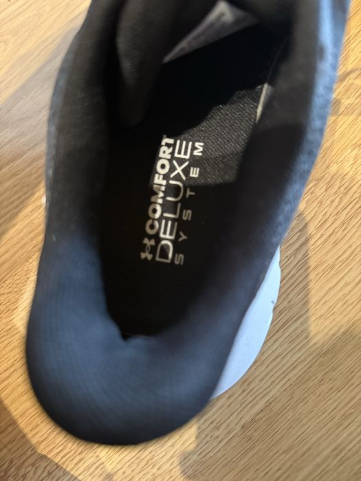 Under Armour кроссовки для бега infinite black/white р.37-38 женские