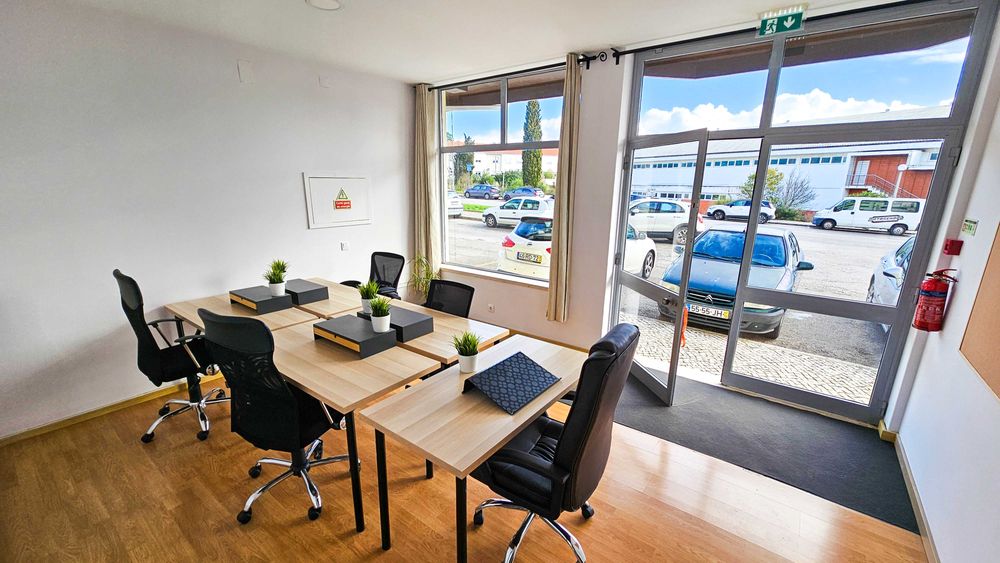 Arrendamento de Escritório Alcobaça - rua Luís de Camões, 55