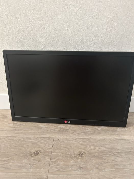 монитор LG новый