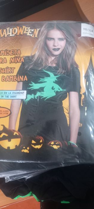 Vendo t-shirts do halloween