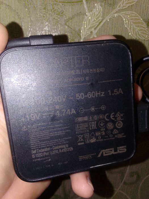 Продам Зарядний пристрій для Asus