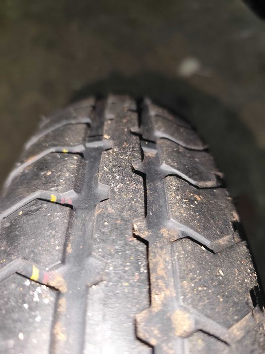 Roda de emergência de 15" em bom estado, tem a furação de 5x114.3mm.