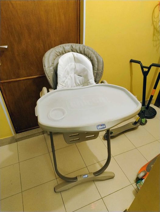Стільчик для годування Chicco Polly Magic