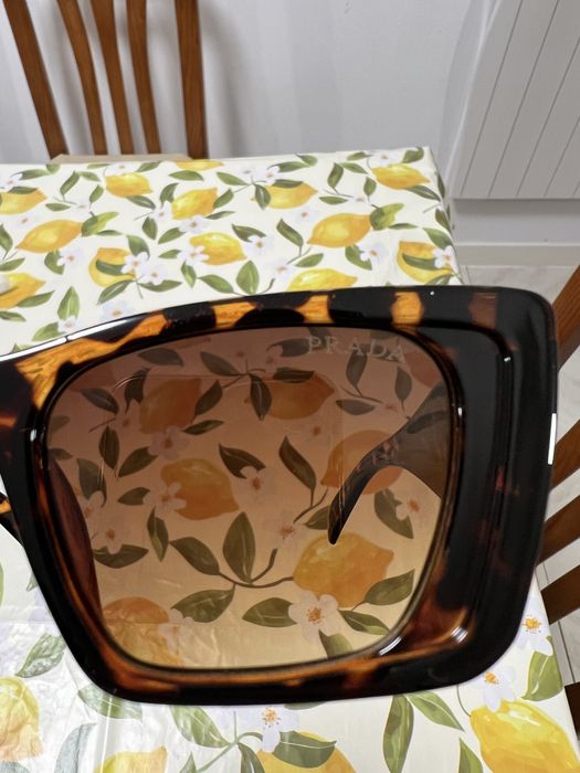 Oculos de sol prada tartaruga novos