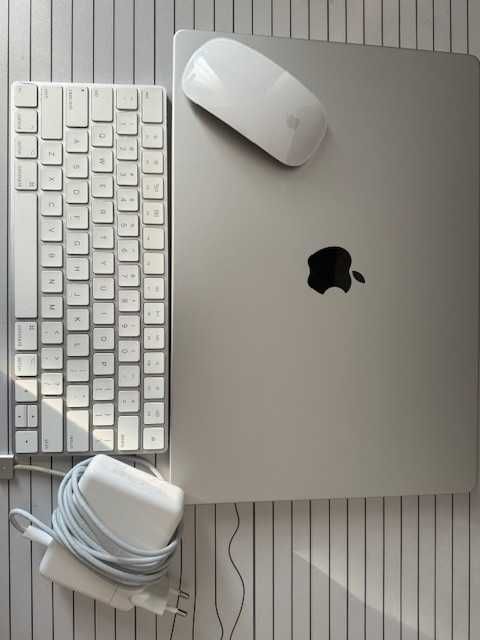 MacBook Pro 16 M3.