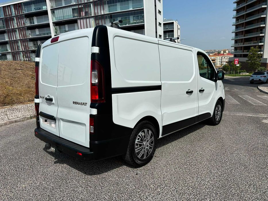 Renault Trafic 1.6DCI | 3 Lugares | 2017