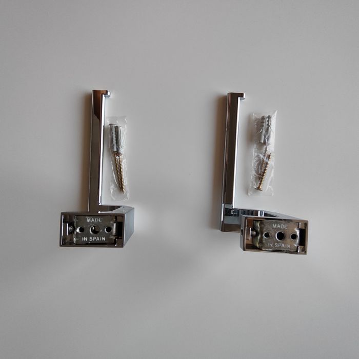 Chrome Roll Holder424292908102461444