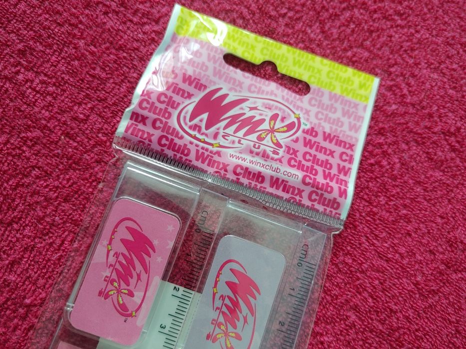 2 linijki liliowa jasnoróżowa z lupą przezroczyste Winx Club Layla