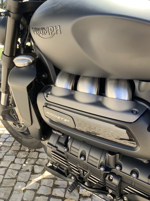 Triumph Rocket 3R Black Edition