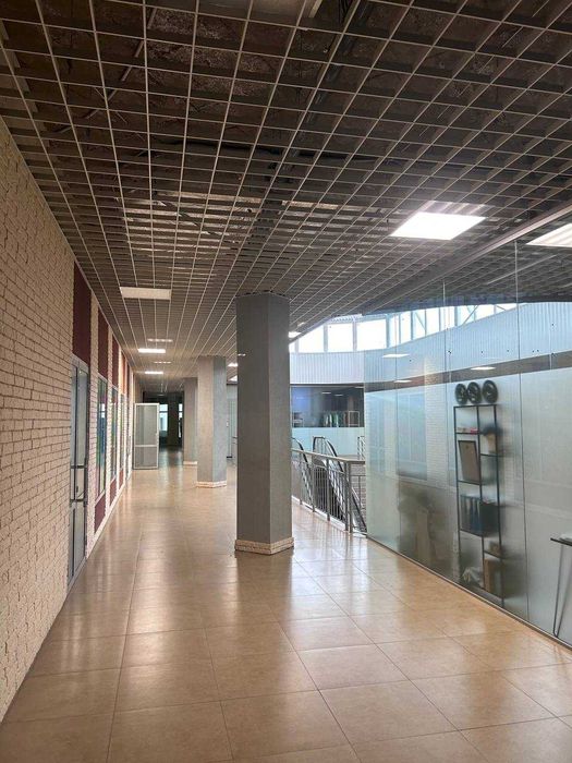 Продаж комерції в ТЦ Монблан