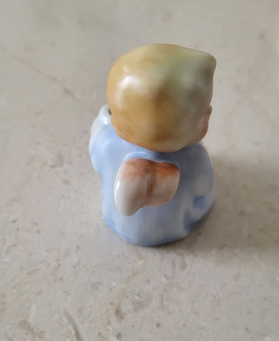 Anjinho castiçal Artibus - 6 cm x 4 cm x 3,5 cm