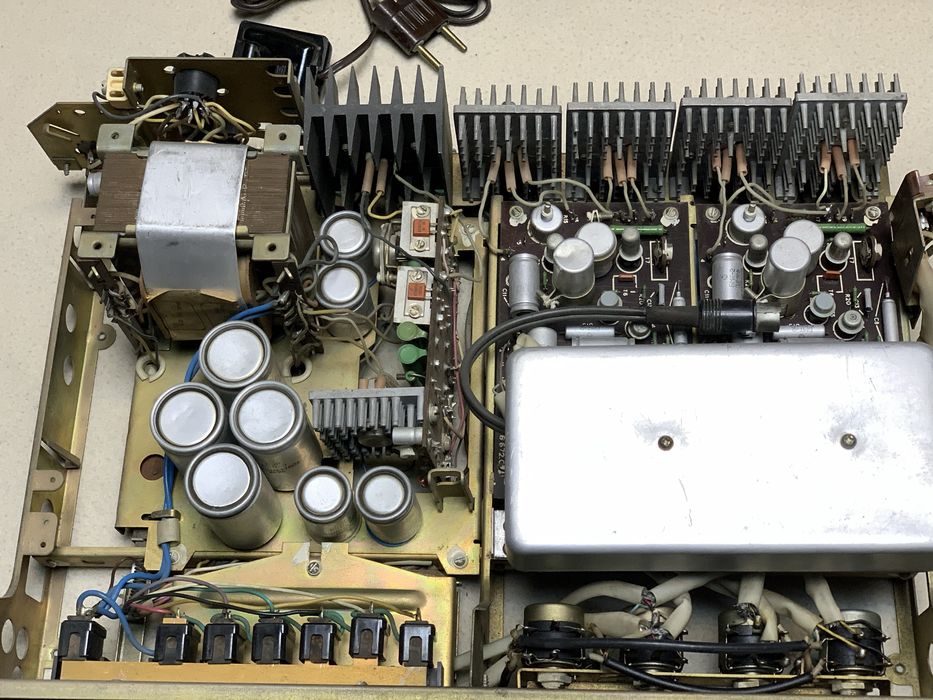 Усилитель Victoria Rigonda 001