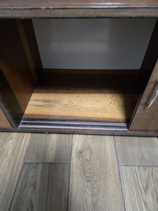 Komoda z nadstawką z czasów PRL