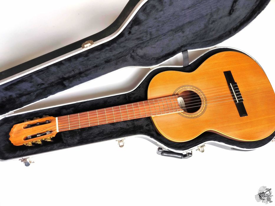 '1992 Prudencio Saez Model 4 (made in Spain) класична гітара з кейсом