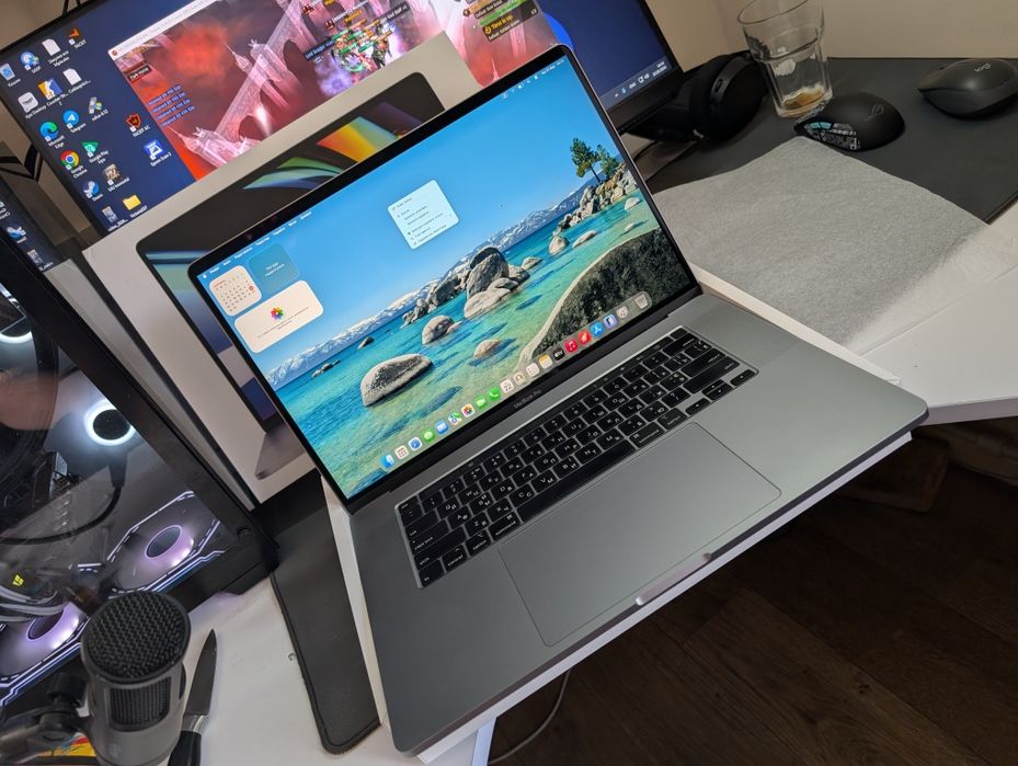 Macbook A2141 i7/16/512/Повний комплект,ідеал.