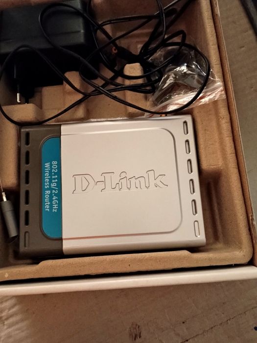 Dwa  routera  D link