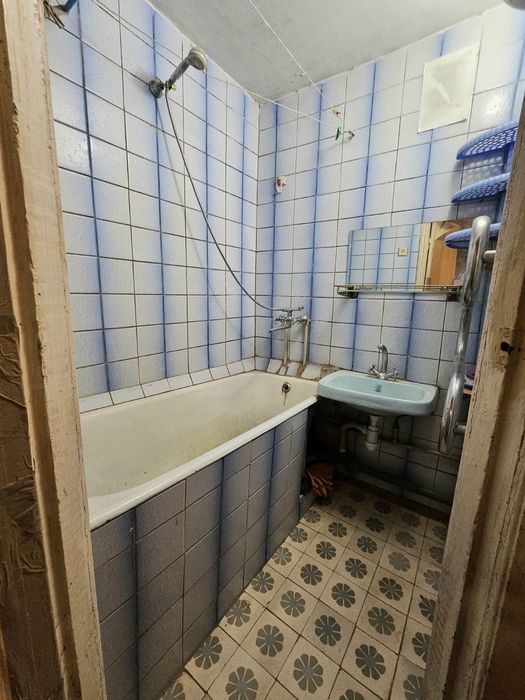 Продам трикімнатну квартиру зуп.Гетьмана Сагайдачного,вул.Європейська.