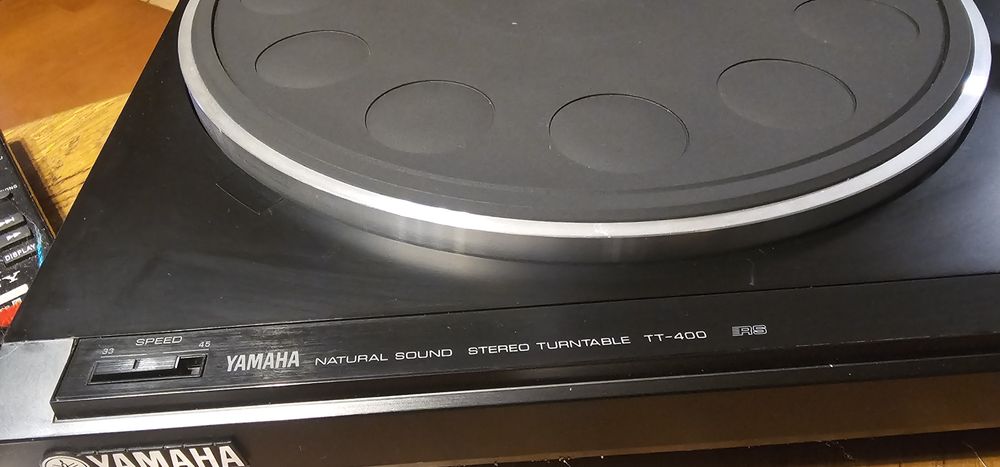Gramofon automatyczny Yamaha TT400